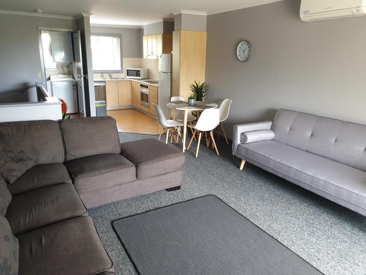 Aqualuna Apartments Sapphire Beach Extérieur photo