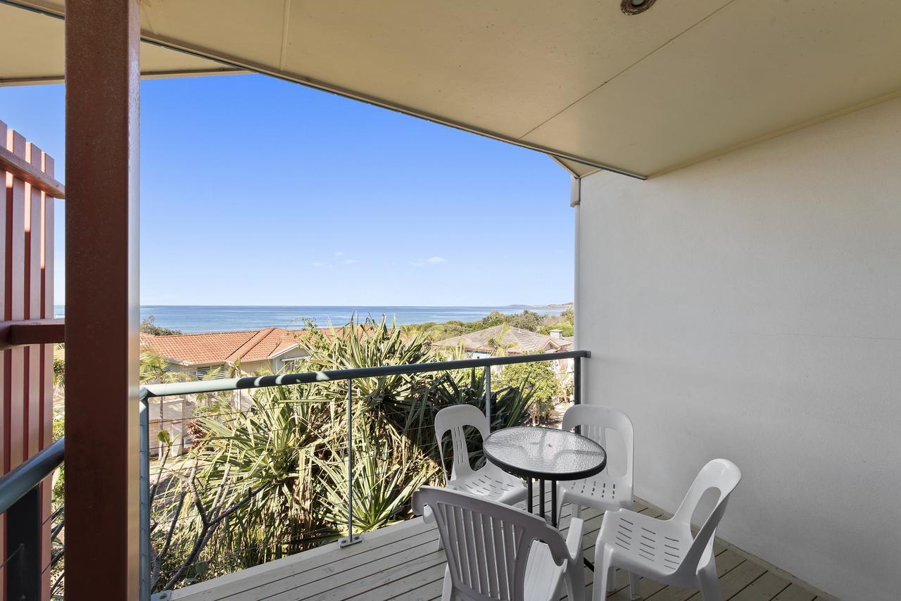 Aqualuna Apartments Sapphire Beach Extérieur photo