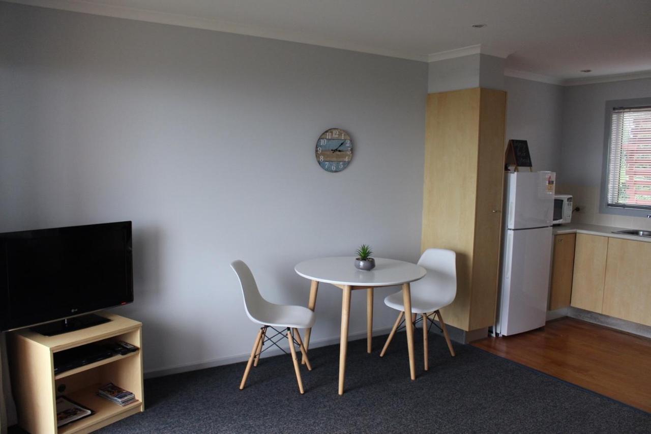 Aqualuna Apartments Sapphire Beach Extérieur photo