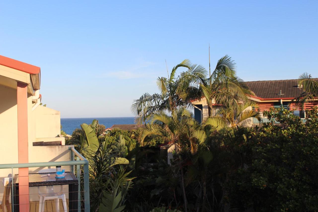 Aqualuna Apartments Sapphire Beach Extérieur photo